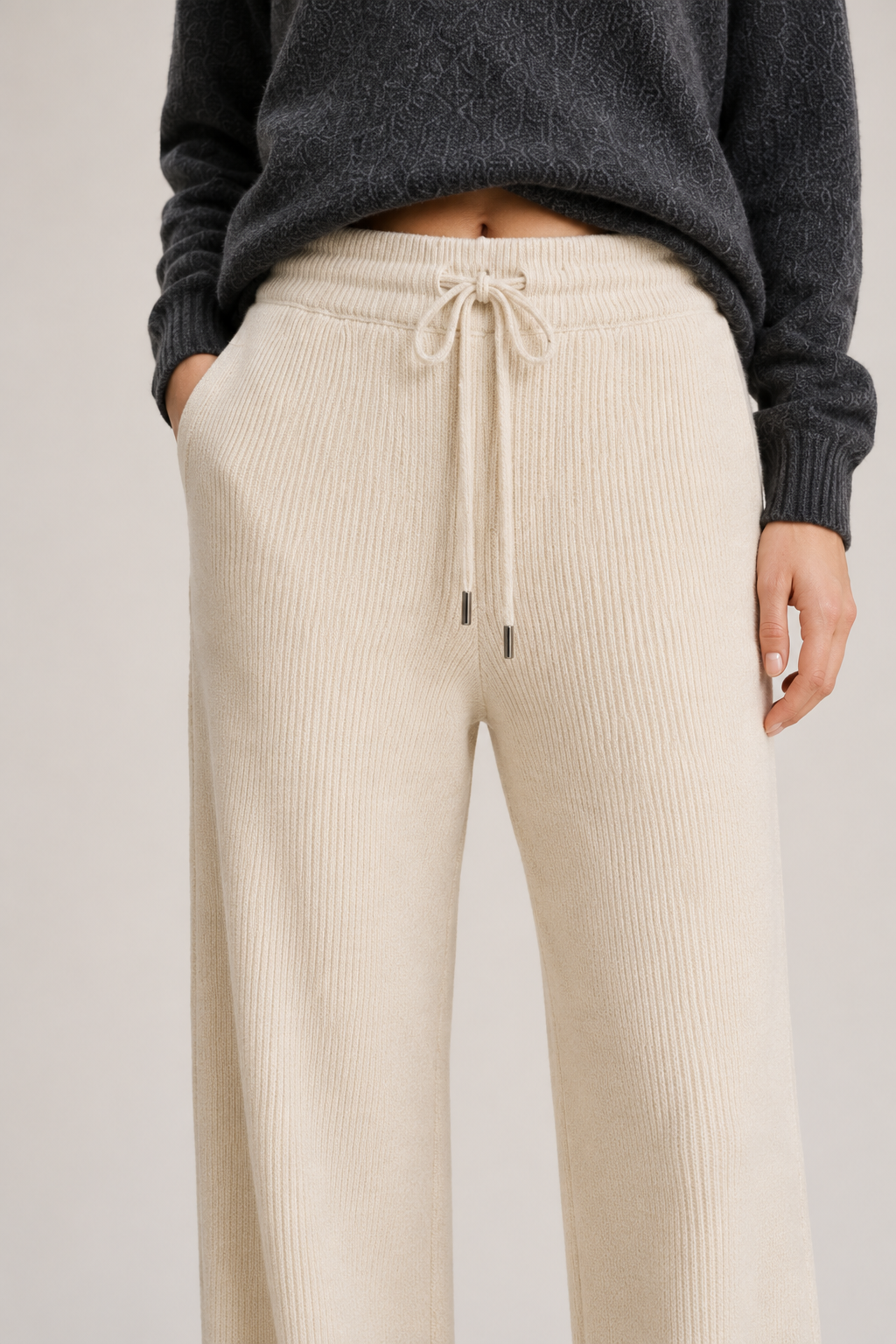 Pantaloni a Gamba Larga in Maglia Costina