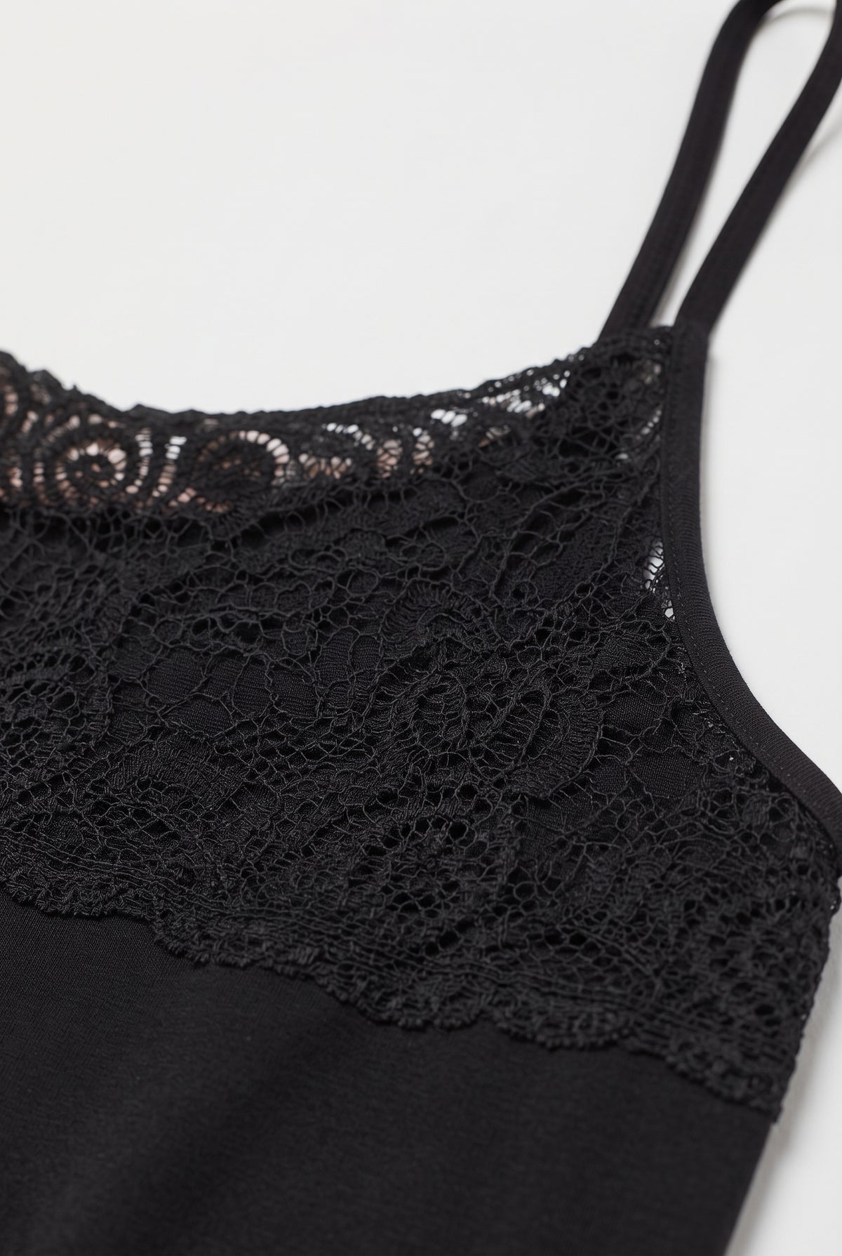Canotta con Pizzo Frontale Nera